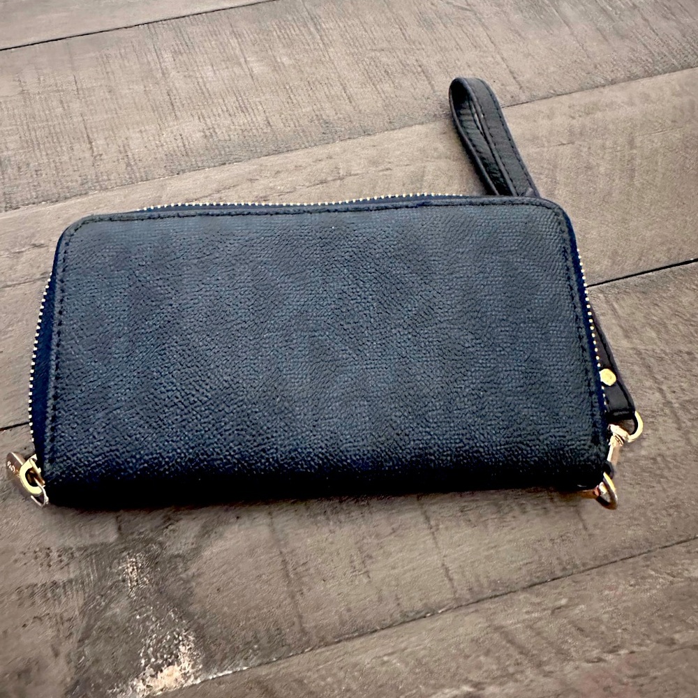 Michael Kors Wristlet Wallet with removable strap